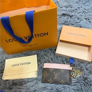 ⭐️Authentic Louis Vuitton Monogram Card Holder in Pink and Brown
